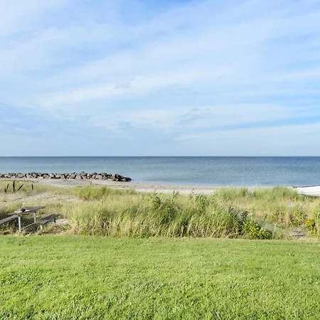 Stunning In With Wifi Holiday home